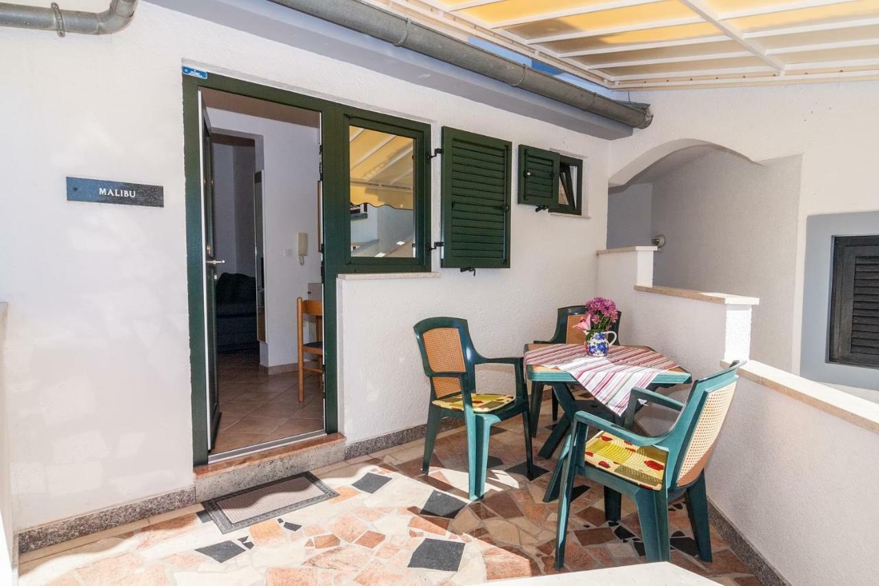Villa California Porec Exterior photo